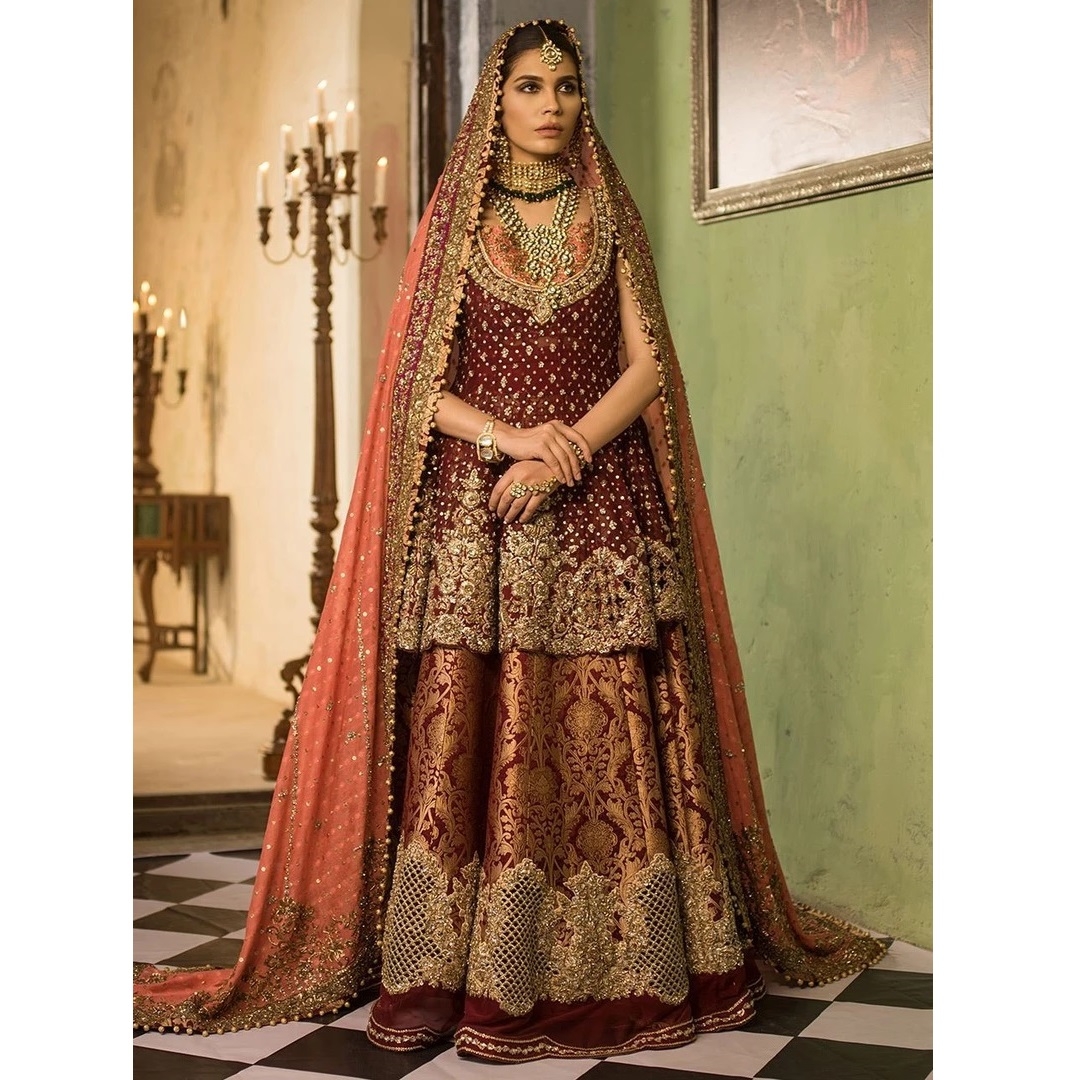 Trending Banarsi Style Dress Designs 2024 in Pakistan – DressyZone.com